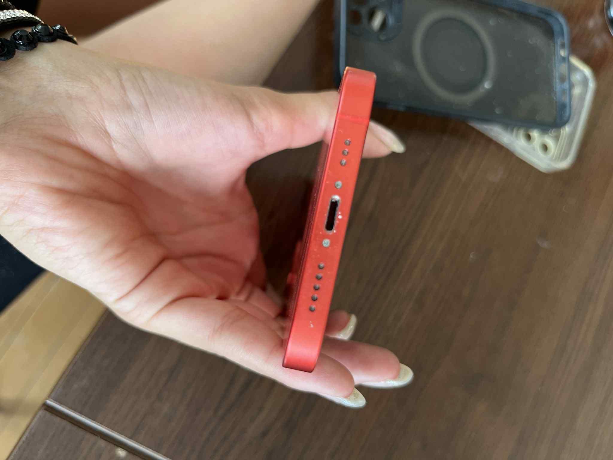 iPhone 12 128GB Red