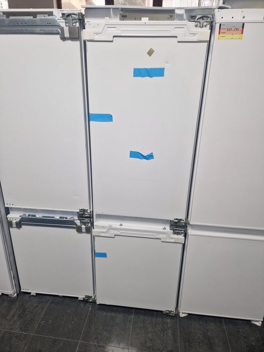 Хладилник зя вграждане Bauknecht A++ No Frost Нов