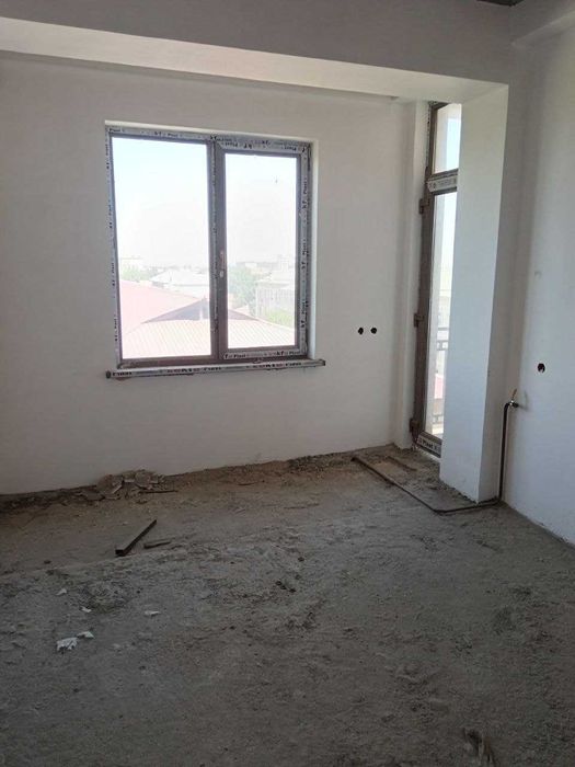 НОВОСТРОЙКА Андижон шахрида сотилади 2-та балкон,