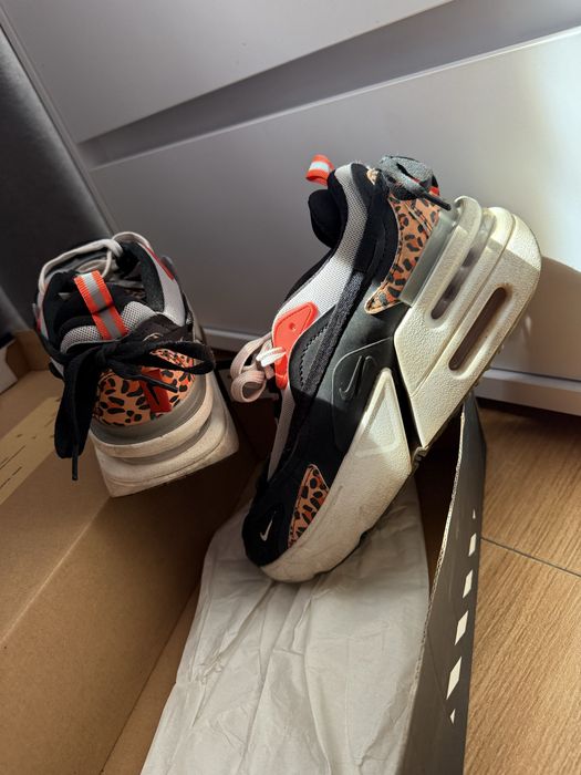 Спортни обувки 38/39 номер