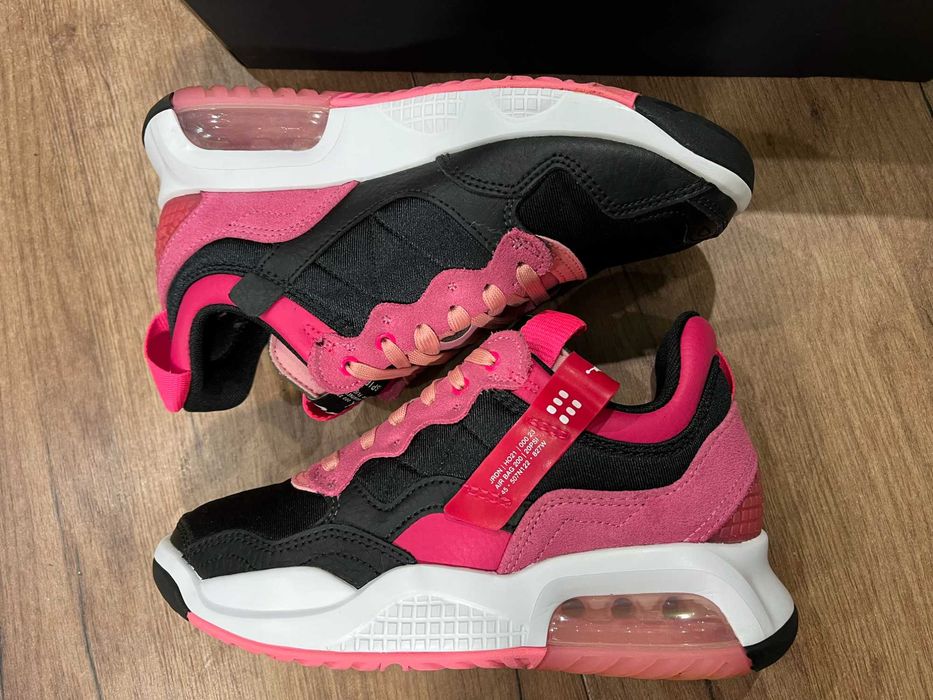 ОРИГИНАЛНИ *** Nike AIr Jordan MA2  'Black Pinksicle'