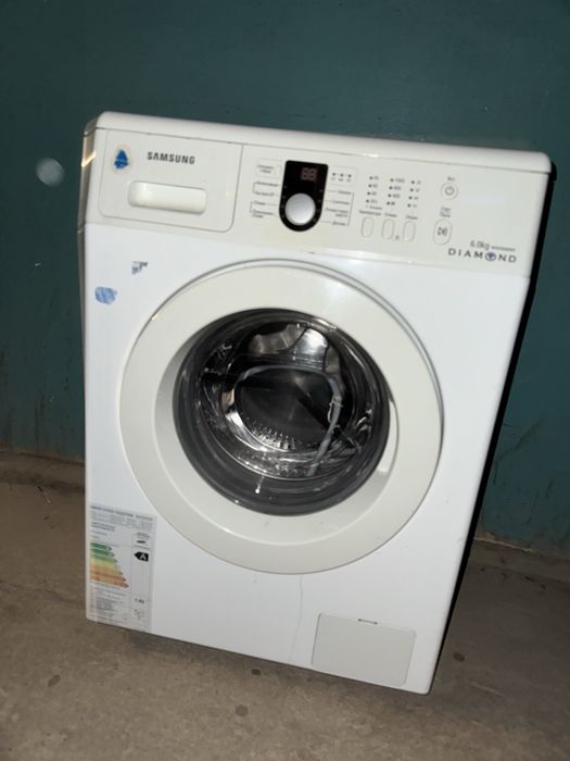 Продам стиральную машинку