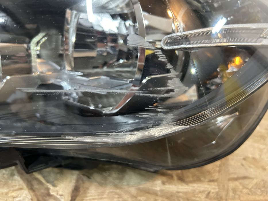 Far faruri bmw X2 F39 led halogen stanga