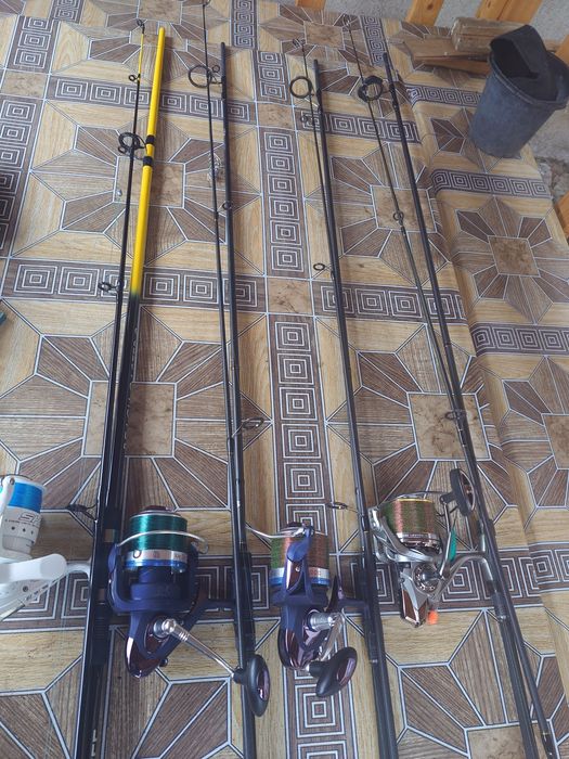 Продавам въдици, във перфектно състояние