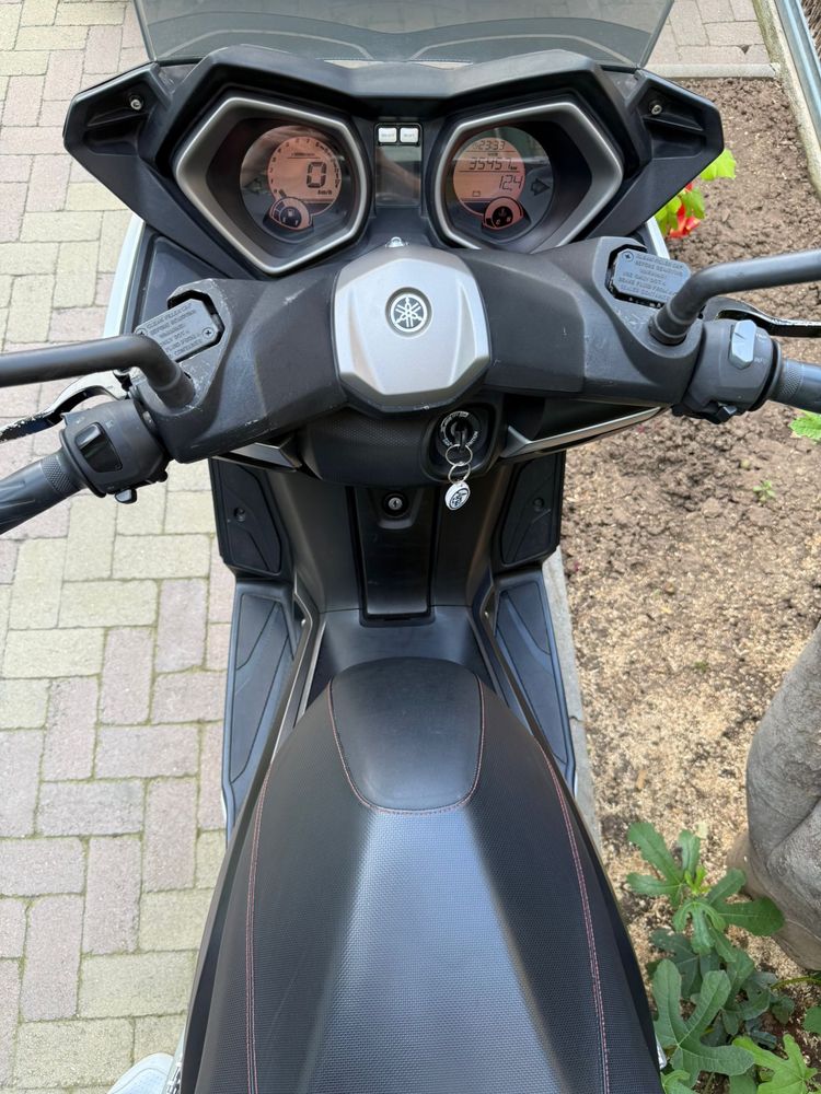 Scuter Yamaha XMAX 250 2015