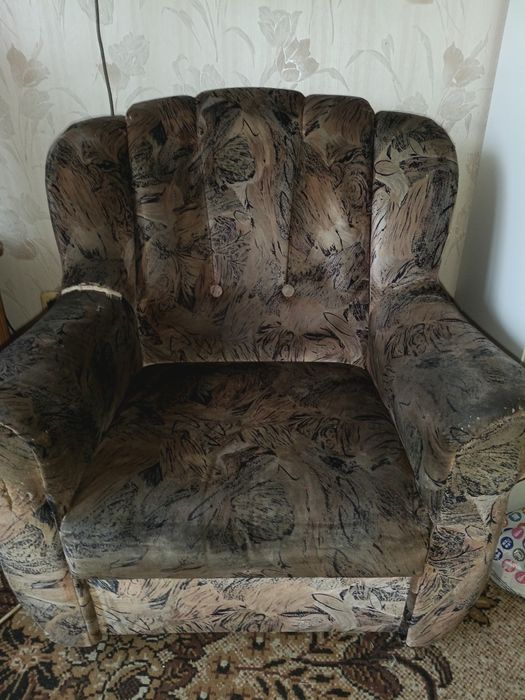 Продам два кресла