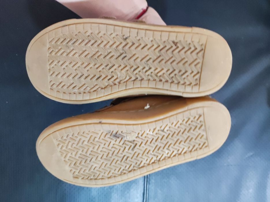 Tenisi piele lasocki