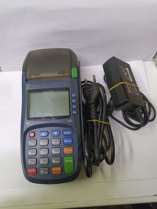 Продаю терминал для работы магазинов кафе баров ресторанов новый