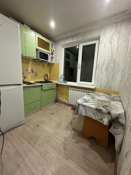 Продаю 3- комнатную квартиру в 18 мкр.