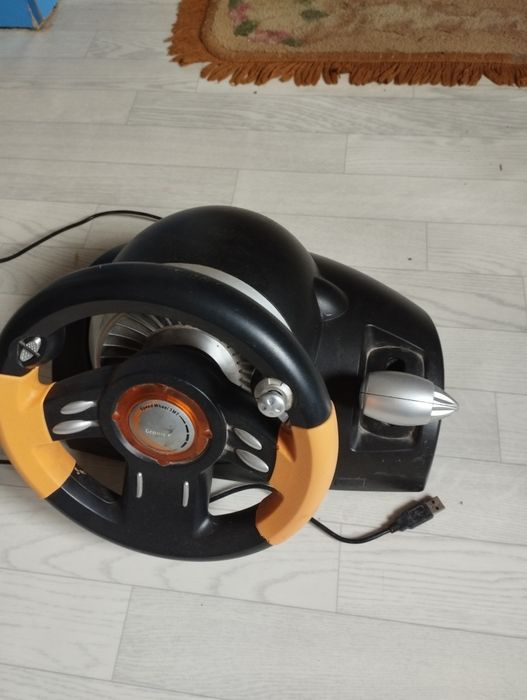 Руль на гоночные игры