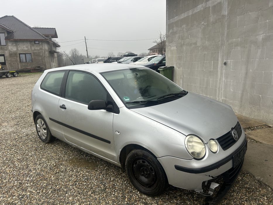 Aripa dreapta usa dreapta usa stanga Vw polo 1.2 benzina