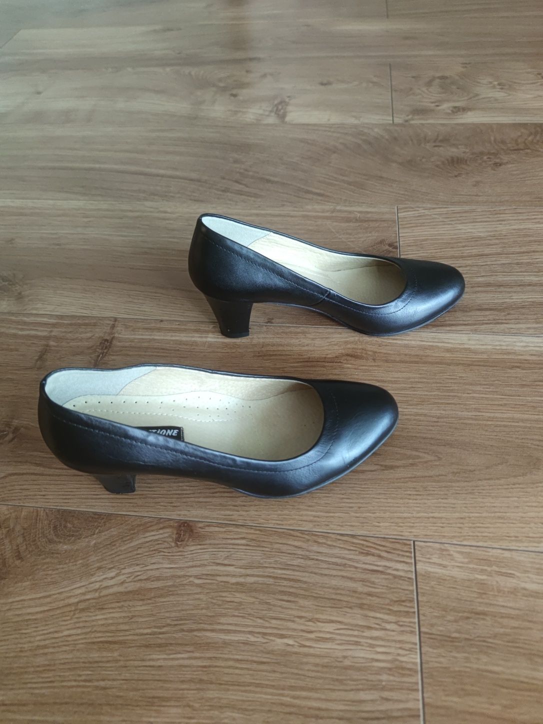 Pantofi Ema Colectione de dama, eleganti, stewardesa, cu toc 5 cm
