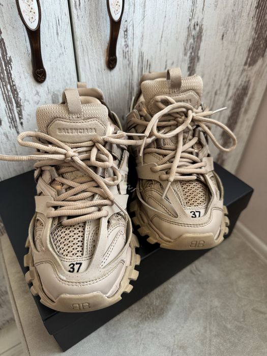 Balenciaga Track