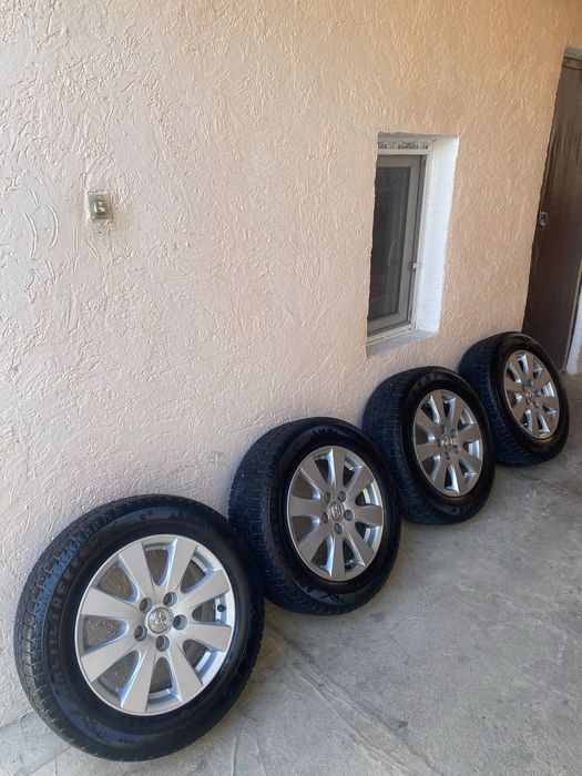 Тайота зимний шина с дисками