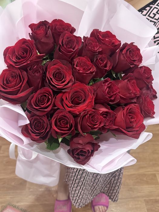 Продам букет из 25 роз метровых