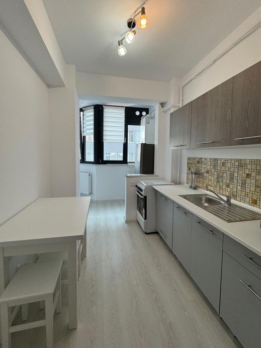 Apartament 2 camere ,George Enescu, Suceava – 60 m², etaj 5,