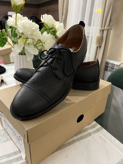 Мъжки обувки от естествена кожа