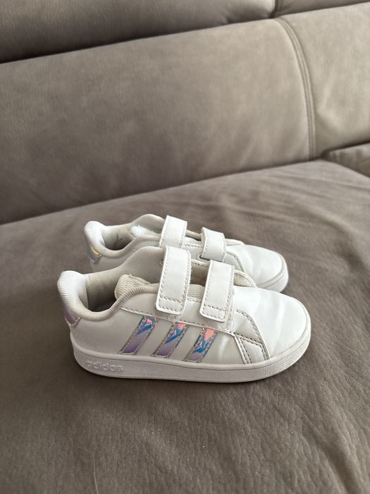 Кецове адидас 25 - ти номер 14,5см