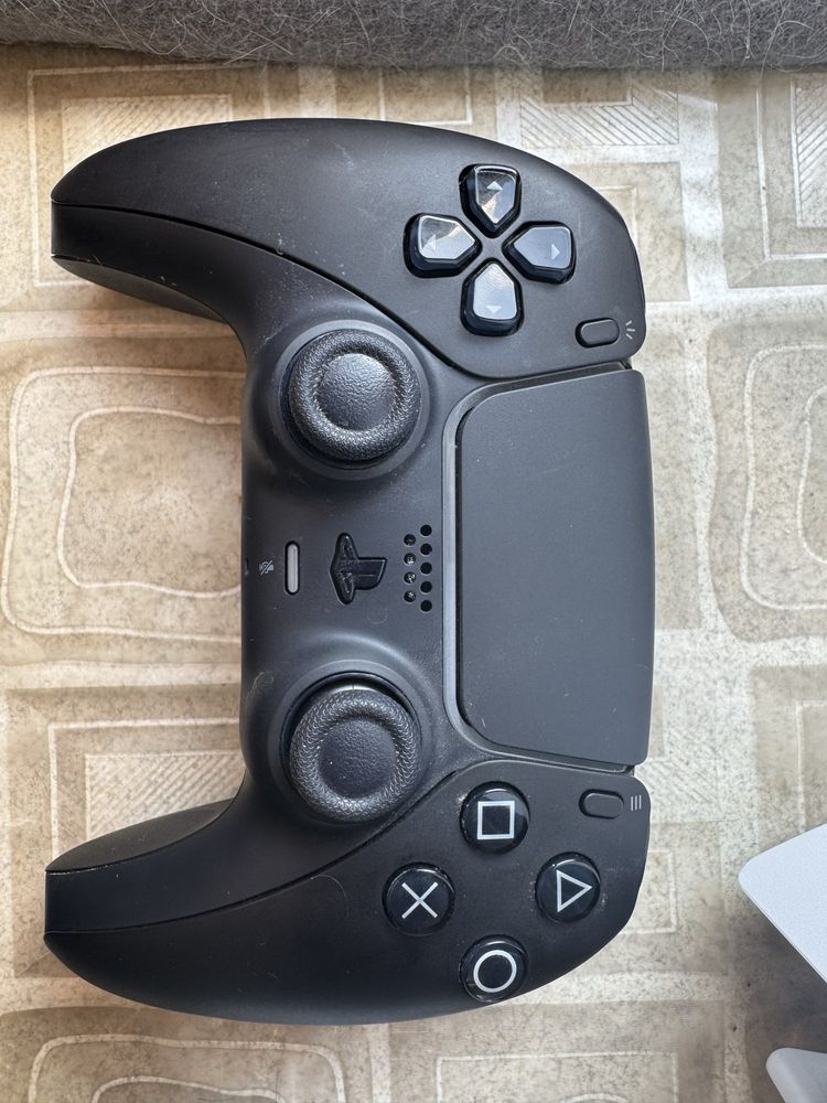 Playstation 5 (2 джойстика)