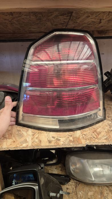 Оригинален Ляв  стоп за Зафира Б 2005- 2009г