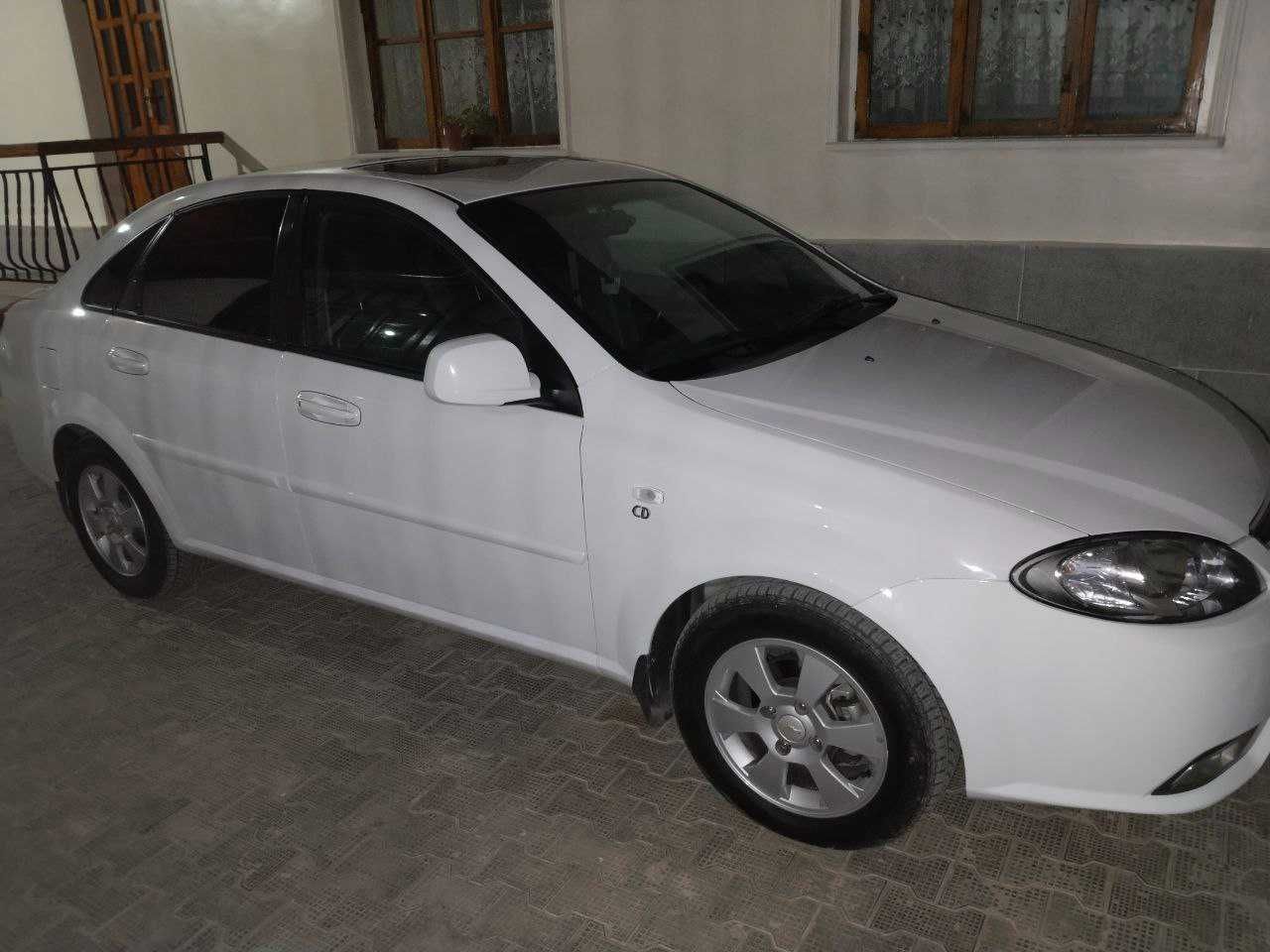 Gentra sotiladi.