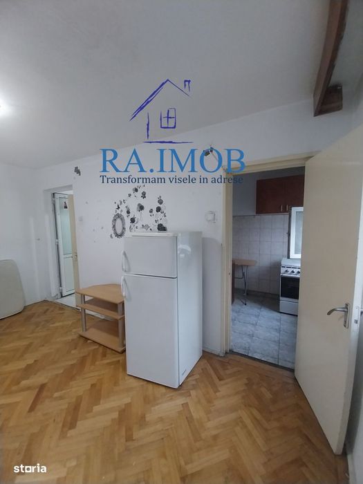 Apartament 2 camere,  3/4 - Vest - Erou Moldoveanu Marian - 34000 euro