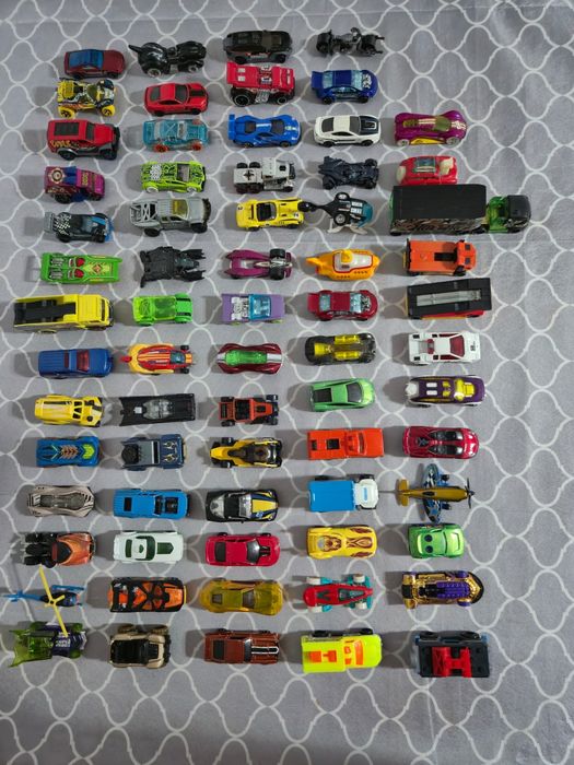 Mașinuțe Hot Wheels -stare buna