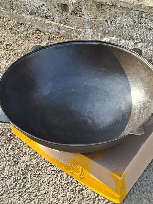 Продам казан чугунный советский 80 л