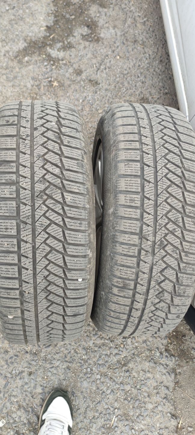 Продавам зимни гуми Continental 225/60/17