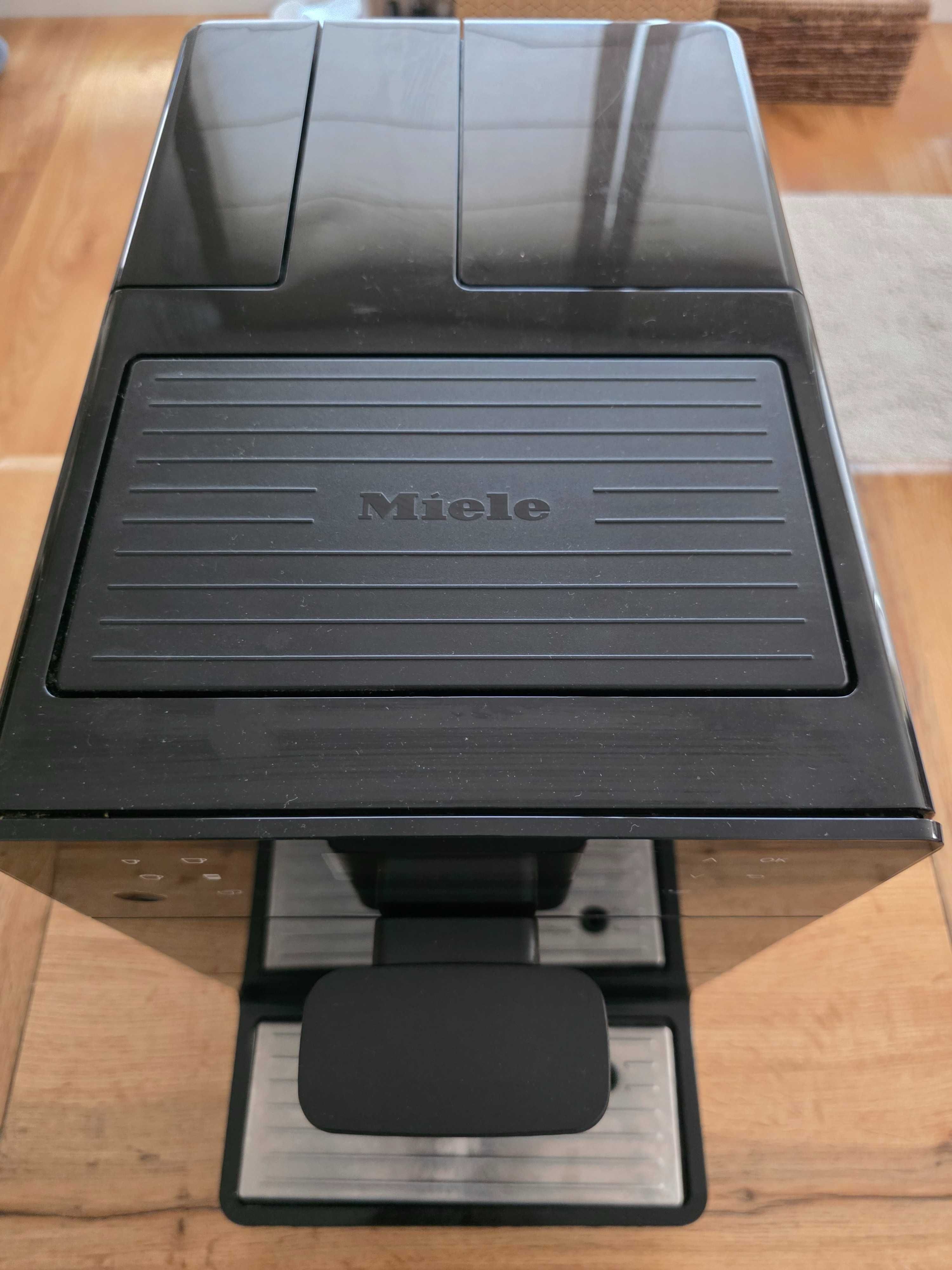 Кафемашина Miele cm5300