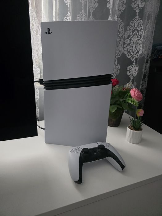 PS5 pro digital + cont PS cu 6 jocuri