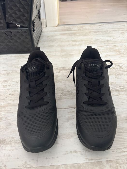 Маратонки Skechers air max