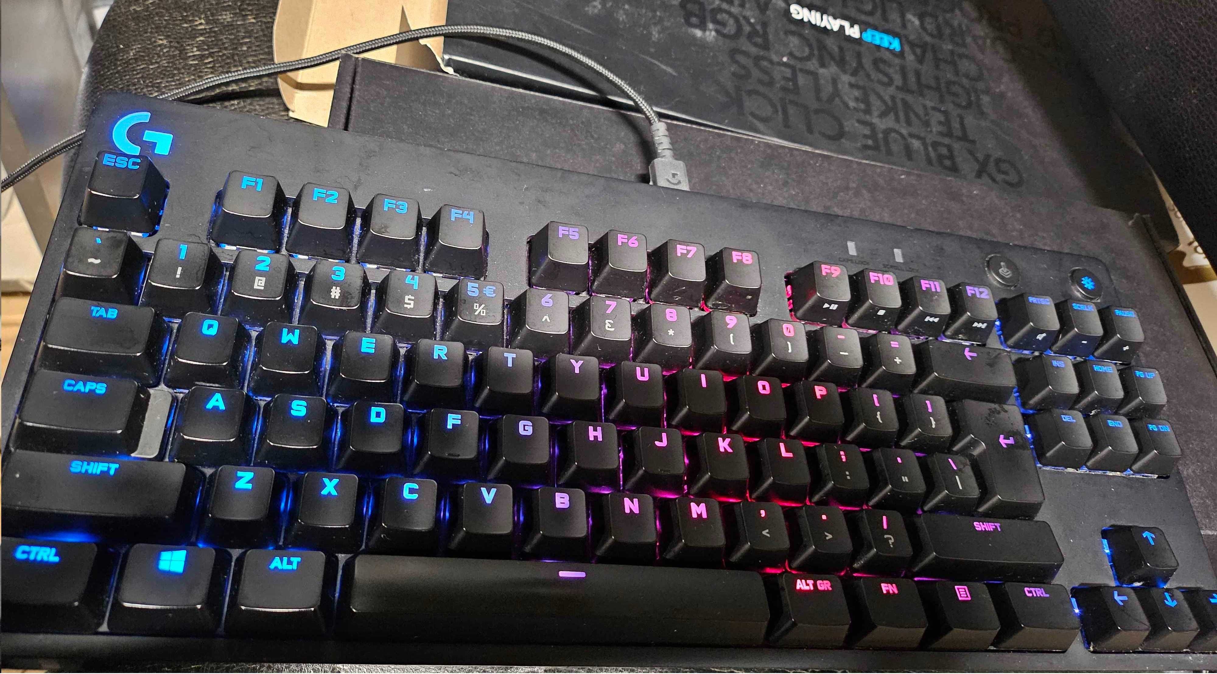 Механична клавиатура Logitech - G PRO KB Clicky, GX Blue, RGB