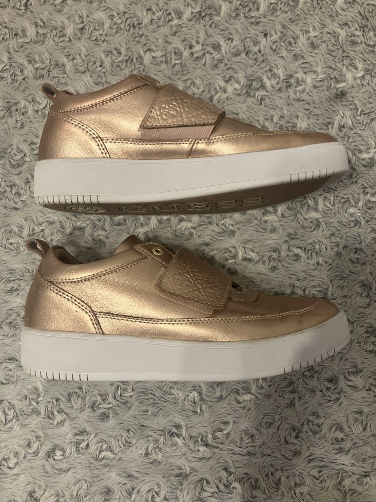 Pantofi guess damă 39