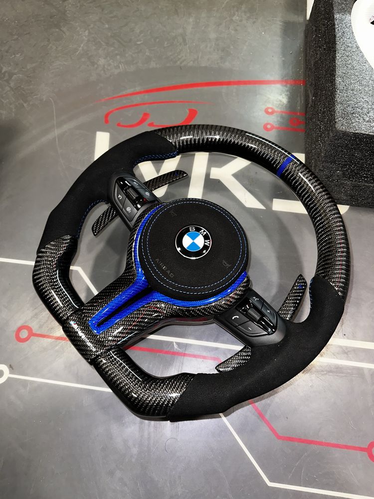 Volan BMW M ALCANTARA / CARBON / Vibratii / Incalzire /DISTRONIC