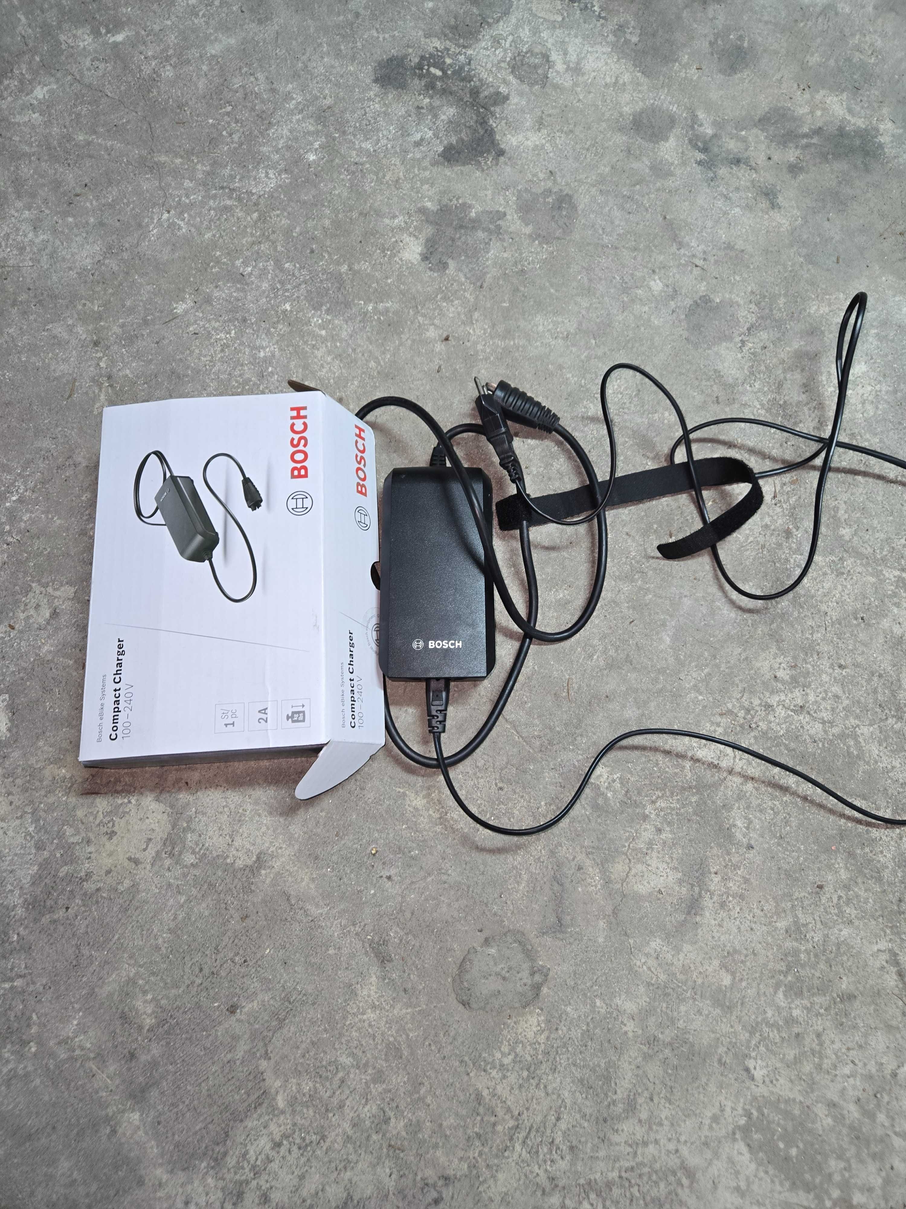 Електрически велосипед, зарядно Bosch 36v 2A