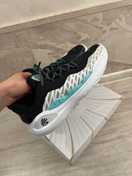 Баскетболни маратонки Under Armour CURRY 11