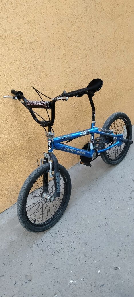 Bicicleta  BMX 20'