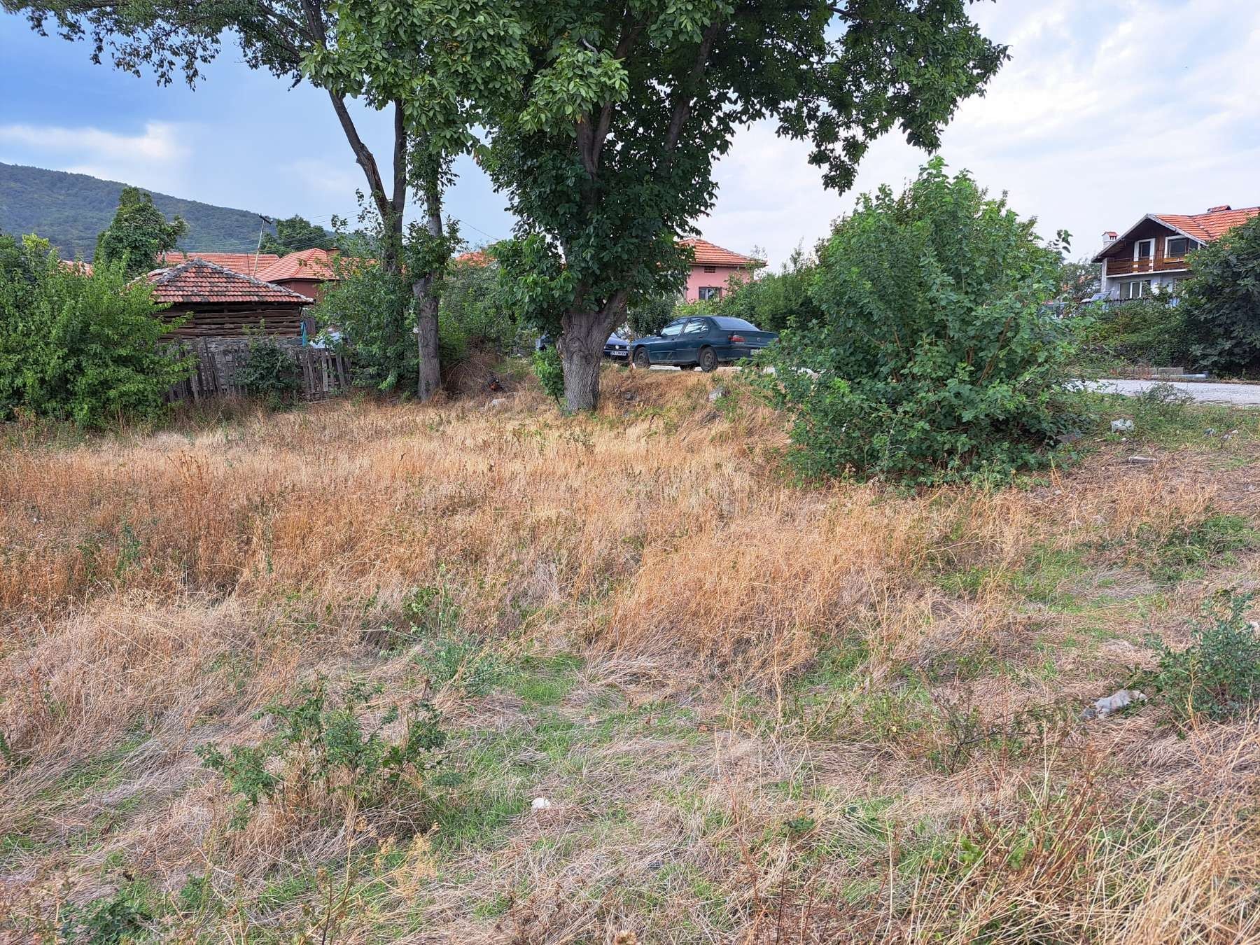 Парцел с.Варвара
