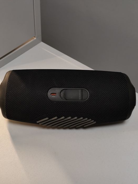 JBL Charge 5 в добро състояние