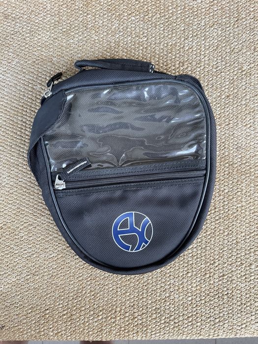 Genti moto rezervor sau picior noi