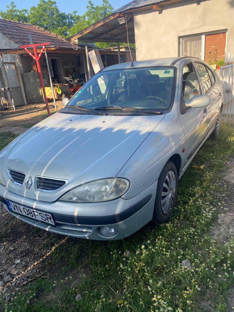 Renault Megane 1.4 16v
