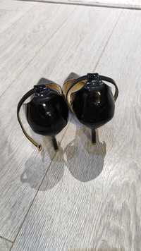 Туфли лакированные черные