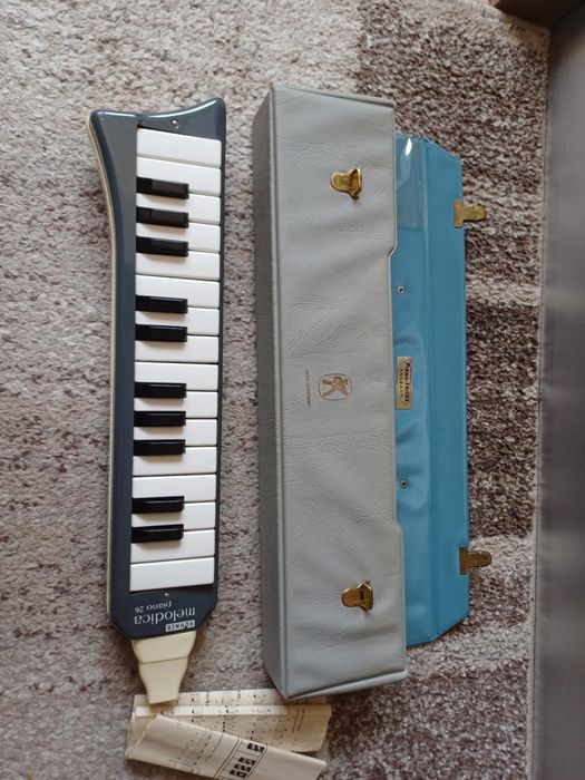 Hohner melodica piano 26