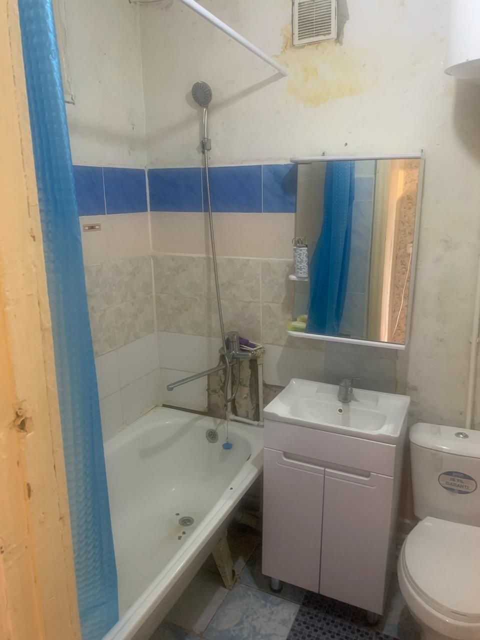 Продаётся 1 комн кв, в 14 микрорайоне