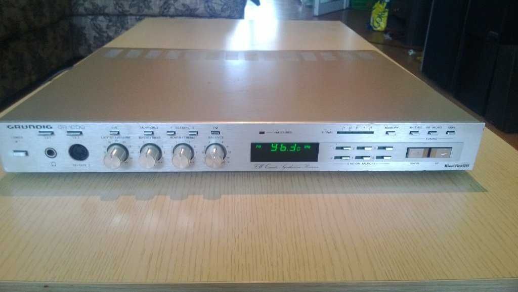Receiver Grundig SR1000