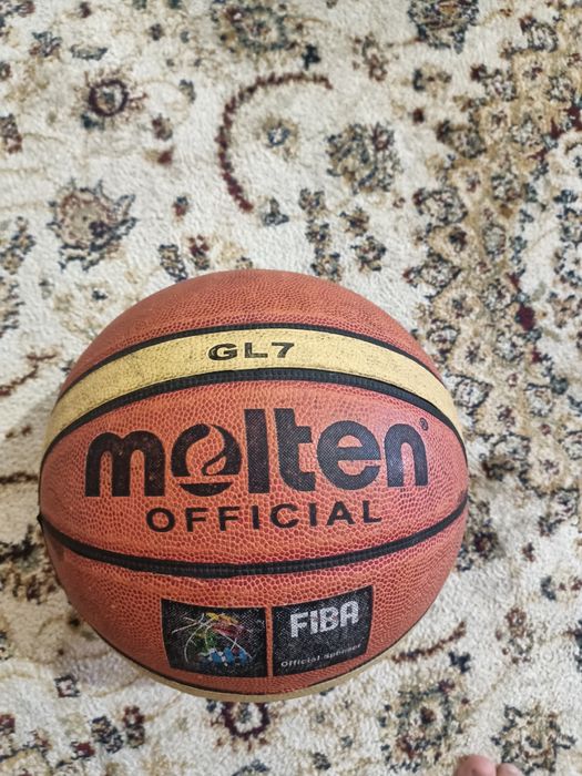 Баскетбольный мяч