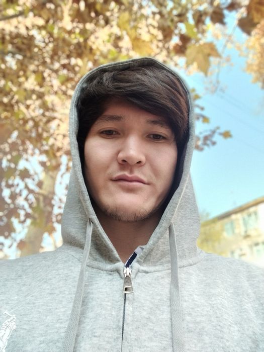 Gruzchik yuk ortish tushurish