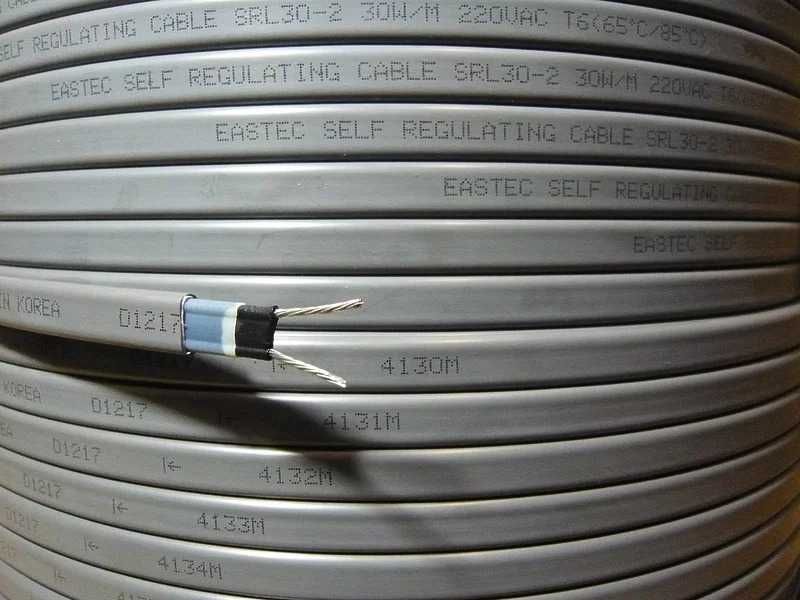 Греющий кабель для труб и водостока