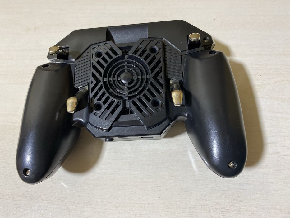 Куллер для телефонов.